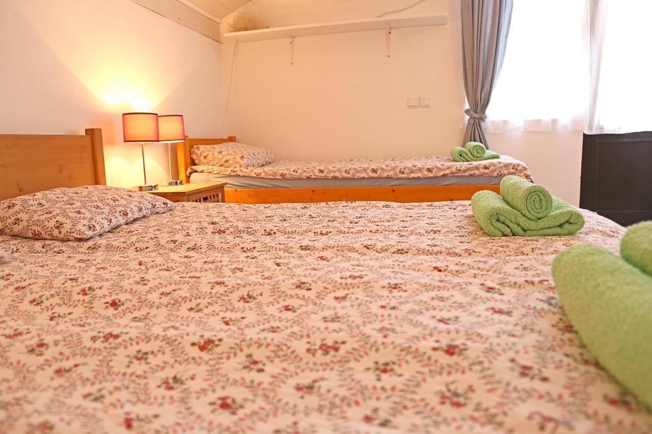Apartments Mira Gornji Karin Εξωτερικό φωτογραφία