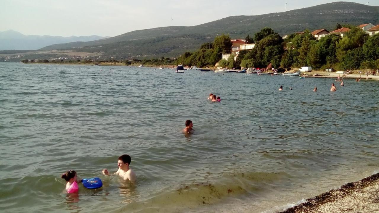 Apartments Mira Gornji Karin Εξωτερικό φωτογραφία