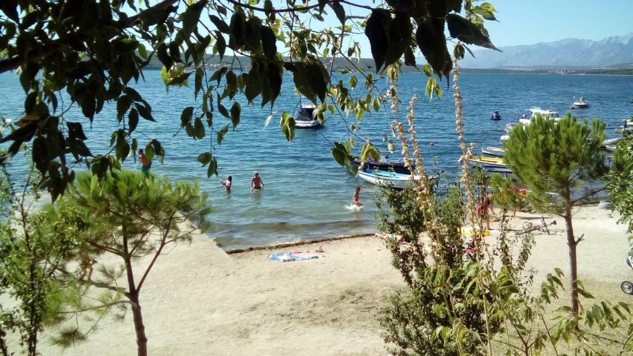 Apartments Mira Gornji Karin Εξωτερικό φωτογραφία