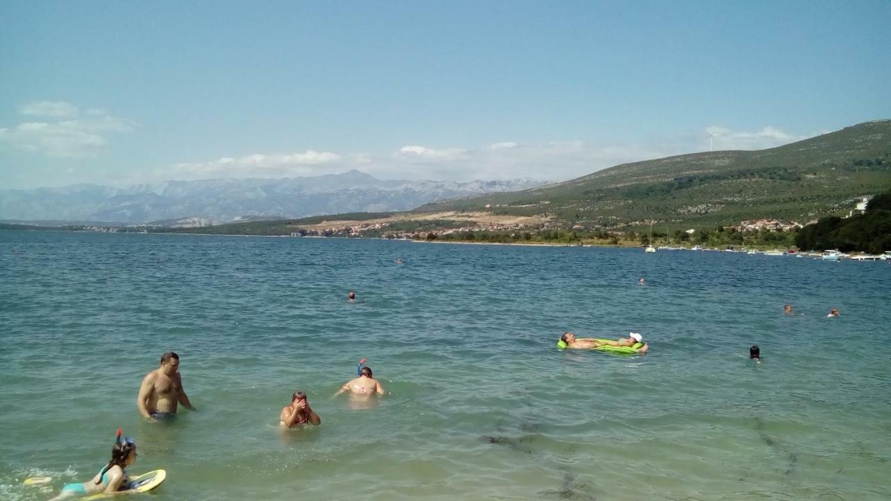 Apartments Mira Gornji Karin Εξωτερικό φωτογραφία
