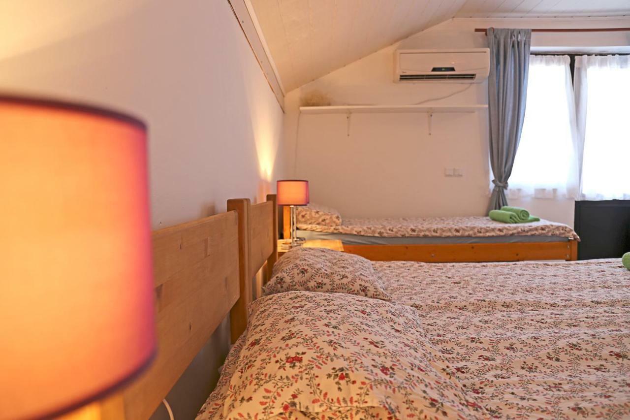 Apartments Mira Gornji Karin Εξωτερικό φωτογραφία